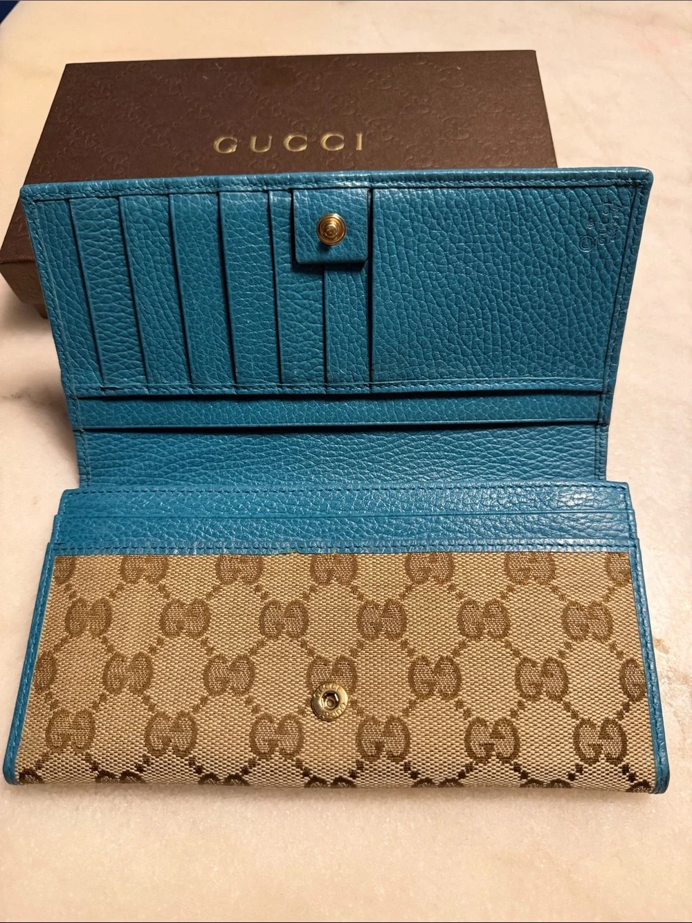Gucci Beige Monogram Wallet with Blue Trim - Picture 3 of 3